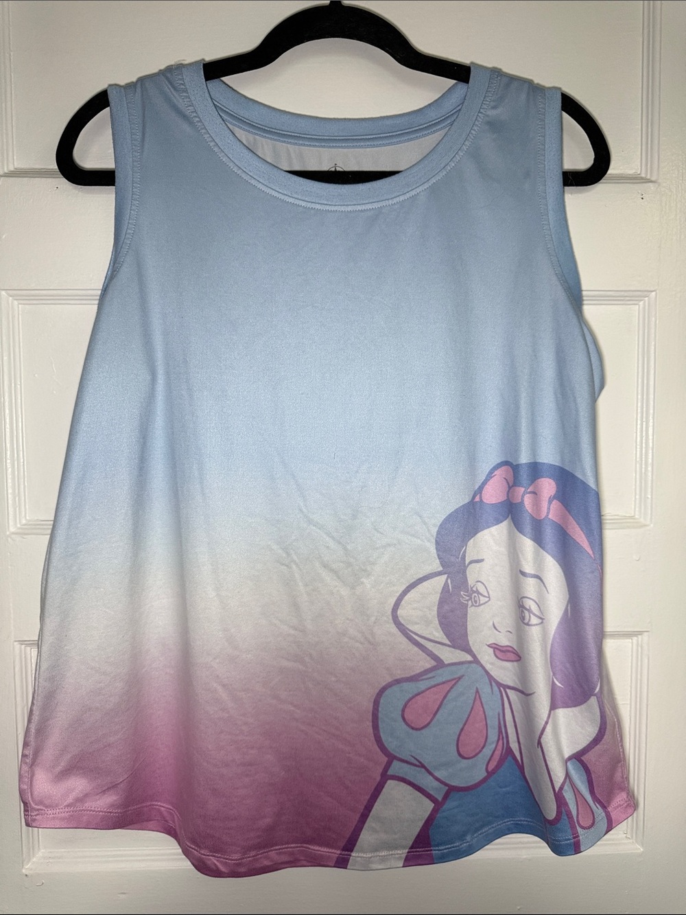 Disney Parks Blue to Pink Ombre Snow White Tank Size M